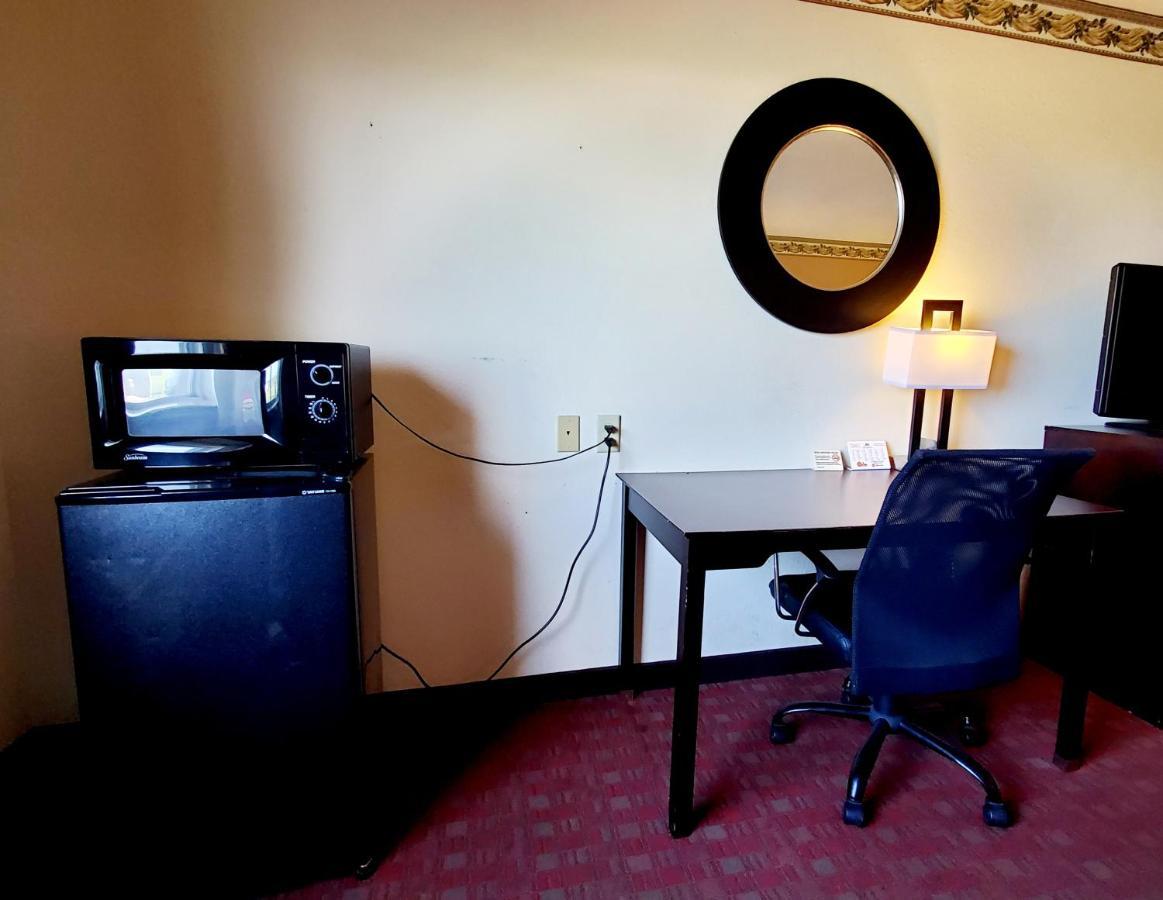 Executive Inn Alva ภายนอก รูปภาพ